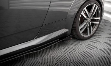 Комплект накладок на боковые пороги Street Pro Audi TT S / S-Line 8S фото