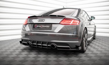 Центральный диффузор (накладка) на задний бампер Street Pro Audi TT S-Line 8S фото