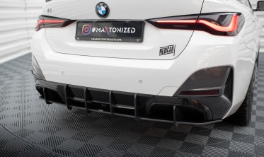 Центральный диффузор на задний бампер Street Pro BMW i4 M-Pack G26 фото