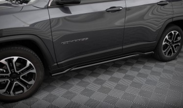 Нижние накладки (листвы) на пороги Jeep Compass рестайл Mk2 Limited фото