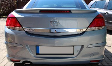 Спойлер багажника Opel Astra H TwinTop в стилі OPC фото