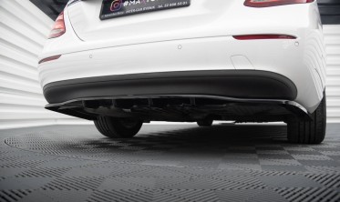 Задний тюнинговый диффузор (накладка) на бампер Mercedes-Benz E W213 фото