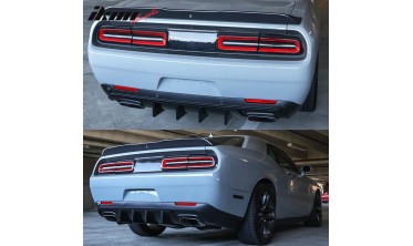 Диффузор заднего бампера с ребрами Dodge Challenger (2015-2021) v1 фото