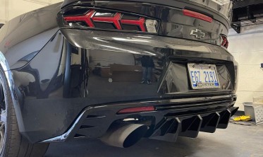 Задний диффузор под одинарный выхлоп Chevrolet Camaro 6  фото