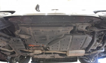 Нижні тюнінгові накладки (лістви) на пороги Lexus RX Mk4 рестайл фото