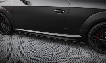 Нижні тюнінг накладки (лістви) на бокові пороги Audi TT S 8S рестайл фото