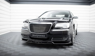 Тюнінгова накладка на передній бампер Chrysler 300 Mk2 фото