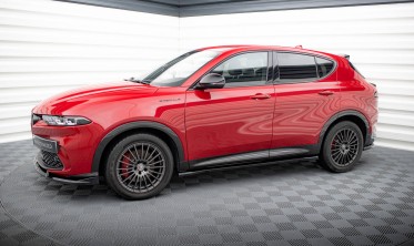 Нижні тюнінг дифузори (накладки) на пороги Alfa Romeo Tonale Mk1 фото