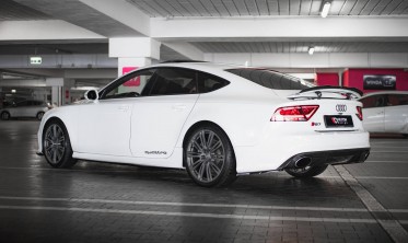 Нижние тюнинговые боковые накладки на пороги Audi RS7 C7 рестайл вар. 2 фото