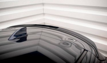 Накладка на спойлер багажника Mazda 3 BN Mk3 рестайл фото