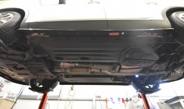 Тюнинговые накладки (листвы) на боковые пороги Kia Sorento Mk4 фото
