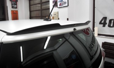 Тюнінговий кап спойлер на кришку багажника Toyota IQ фото