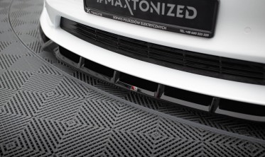 Тюнінговая накладка (дифузор) на передній бампер Tesla Model S Plaid Mk1 рестайл фото