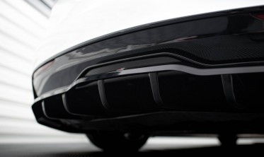 Тюнинговый диффузор (накладка) заднего бампера Tesla Model S Mk1 рестайл Plaid вер. 1 фото