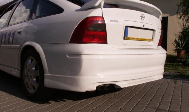 Спойлер багажника Opel Vectra B седан, хетчбек, версия 1 фото