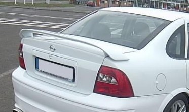 Спойлер багажника Opel Vectra B (1995-2002) версия 2 фото