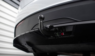 Тюнінговий дифузор (накладка) на задній бампер Tesla Model X Mk1 рестайл фото