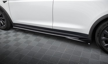 Нижні тюнінг накладки (лістви) на пороги Tesla Model X Mk1 рестайл фото