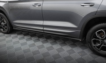 Нижние тюнинг накладки (листвы) на пороги Skoda Kodiaq Sportline Mk1 рестайл фото