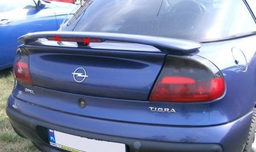 Спойлер кришки багажника Opel Tigra 1 нижній фото