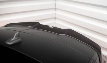 Карбоновий спойлер кришки багажника Audi RS6 C8 фото