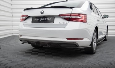 Бічні дифузори заднього бампера Skoda Superb MK3 фото