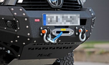 Силовий передній бампер Toyota Hilux Revo (2015-...) фото