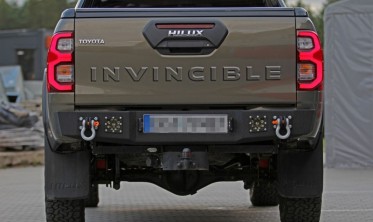 Силовой задний бампер Toyota Hilux Revo (2015-...) фото