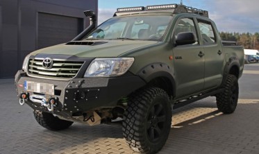 Силовой передний бампер Toyota Hilux Vigo (2011-2015) фото