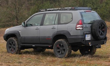 Силовий задній бампер Toyota Land Cruiser Prado 120, 125 (2002-2009) фото