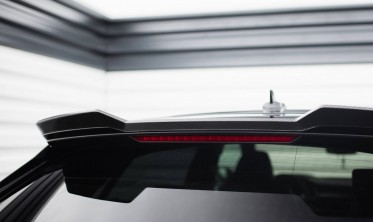 Верхний карбоновый спойлер на крышку багажника AUDI RSQ8 MK1 фото