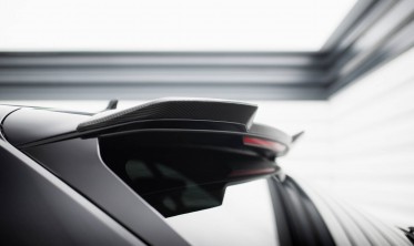 Верхний карбоновый спойлер на крышку багажника AUDI RSQ8 MK1 фото