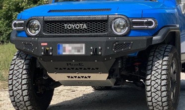 Силовий передній бампер Toyota FJ Cruiser (2006-...) фото