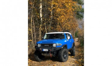 Силовий передній бампер Toyota FJ Cruiser (2006-...) фото