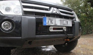 Пластина для встановлення (кріплення) лебідки Mitsubishi Pajero V80 (2006-...) фото