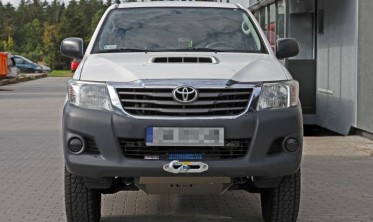Пластина для встановлення (кріплення) лебідки Toyota Hilux Vigo (2004-2015) фото