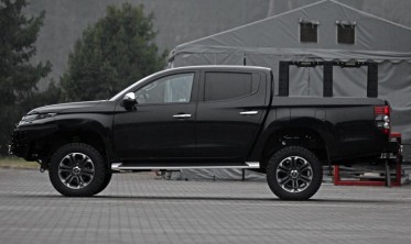 Силовой задний бампер Mitsubishi L200 2019+ фото