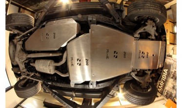 Комплект защит днища Toyota Land Cruiser J200 (2007-...) фото