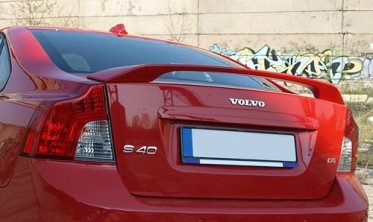 Спойлер крышки багажника Volvo S40 (2004-) вариант 1 фото