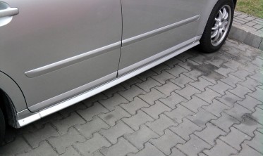 Накладки на пороги Volvo V50 / S40 в стиле R-design фото