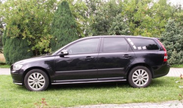 Накладки на пороги Volvo V50 / S40 в стиле R-design фото