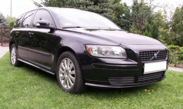 Накладки на пороги Volvo V50 / S40 в стиле R-design фото