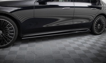 Нижние тюнинг накладки (листвы) на боковые пороги Mercedes E W214 AMG-Line фото