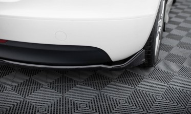 Тюнінгова нижня накладка (дифузор) на задній бампер Audi TT 8J фото