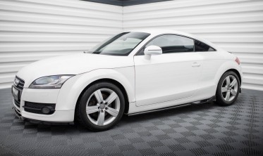 Нижні тюнінг накладки (лістви) на бокові пороги Audi TT 8J фото