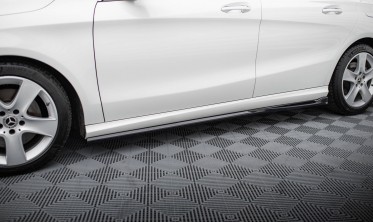 Тюнинговые накладки (листвы) на боковые пороги Mercedes CLA C117 рестайл фото