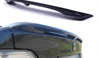 Спойлер багажника на ніжках низький BMW E39 фото