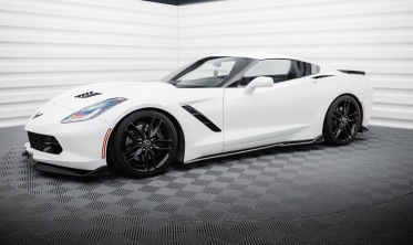 Нижні тюнінг накладки (лістви) на бокові пороги Chevrolet Corvette C7 вер. 2 фото