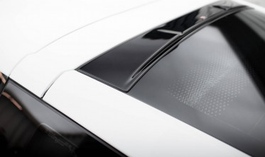 Накладка (бленда) на заднє скло Chevrolet Corvette C7 фото