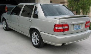 Спойлер крышки багажника Volvo S70 (1996-2000) фото
